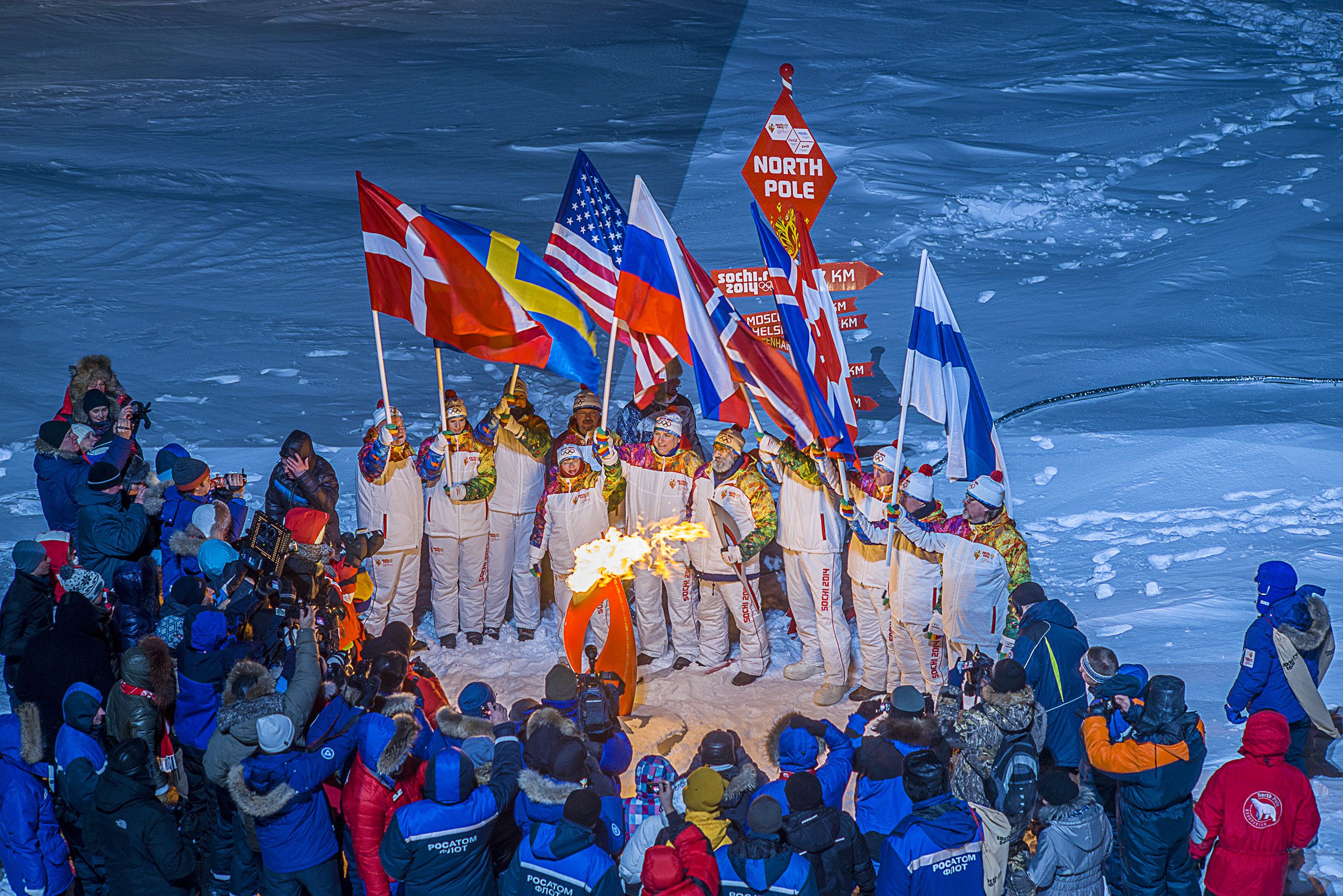 Sochi Olympic Torch Run to the North Pole – A symbol of Arctic Cooperati1