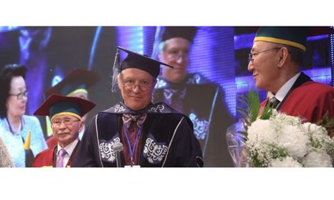 Lars Honourary Professorship Wide