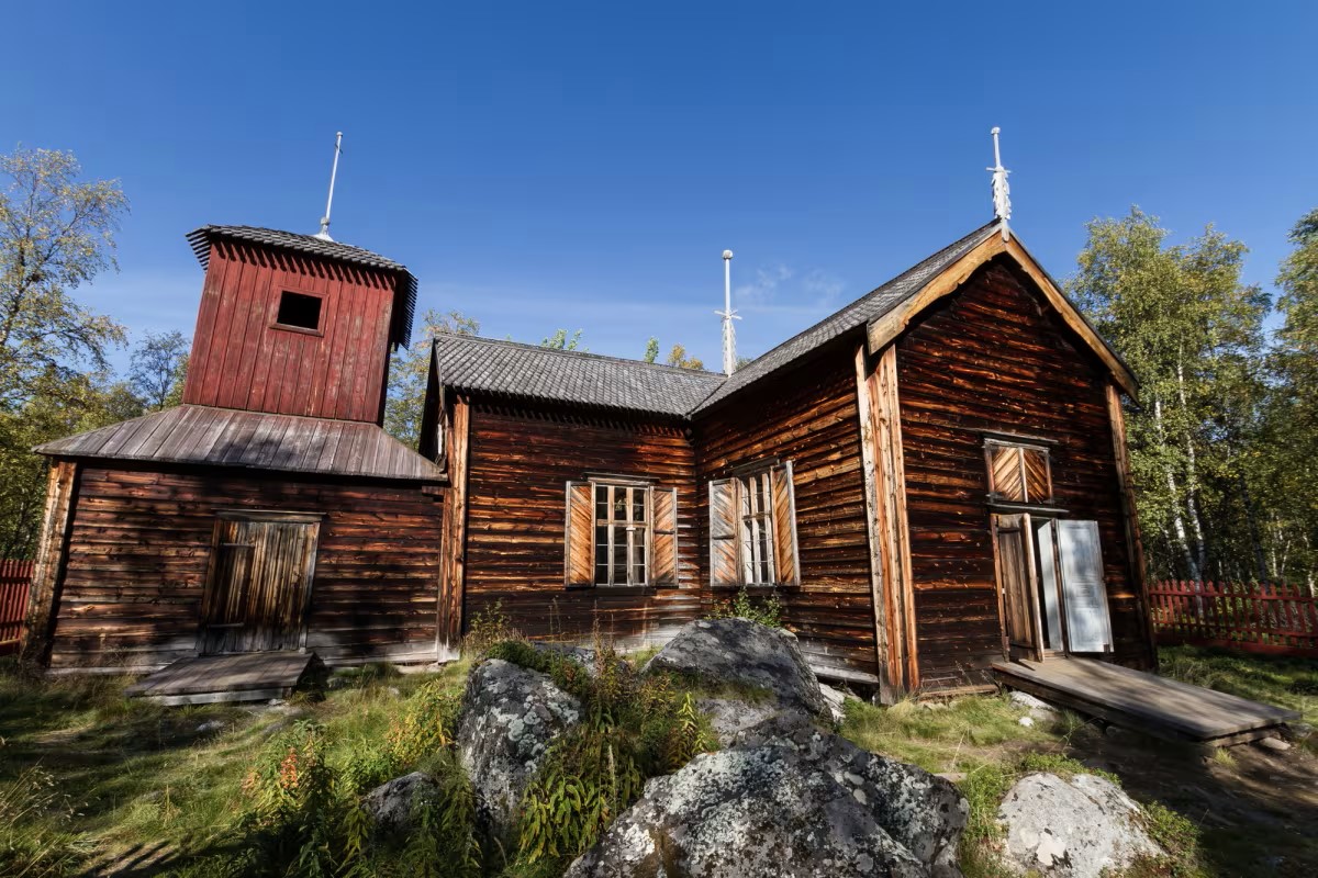 Credit: Inari-Saariselkä Tourism Ltd. Pielpajärvi Wilderness Church.