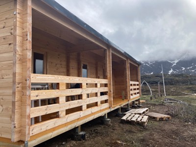 Tourist stopover point at Kisaq.