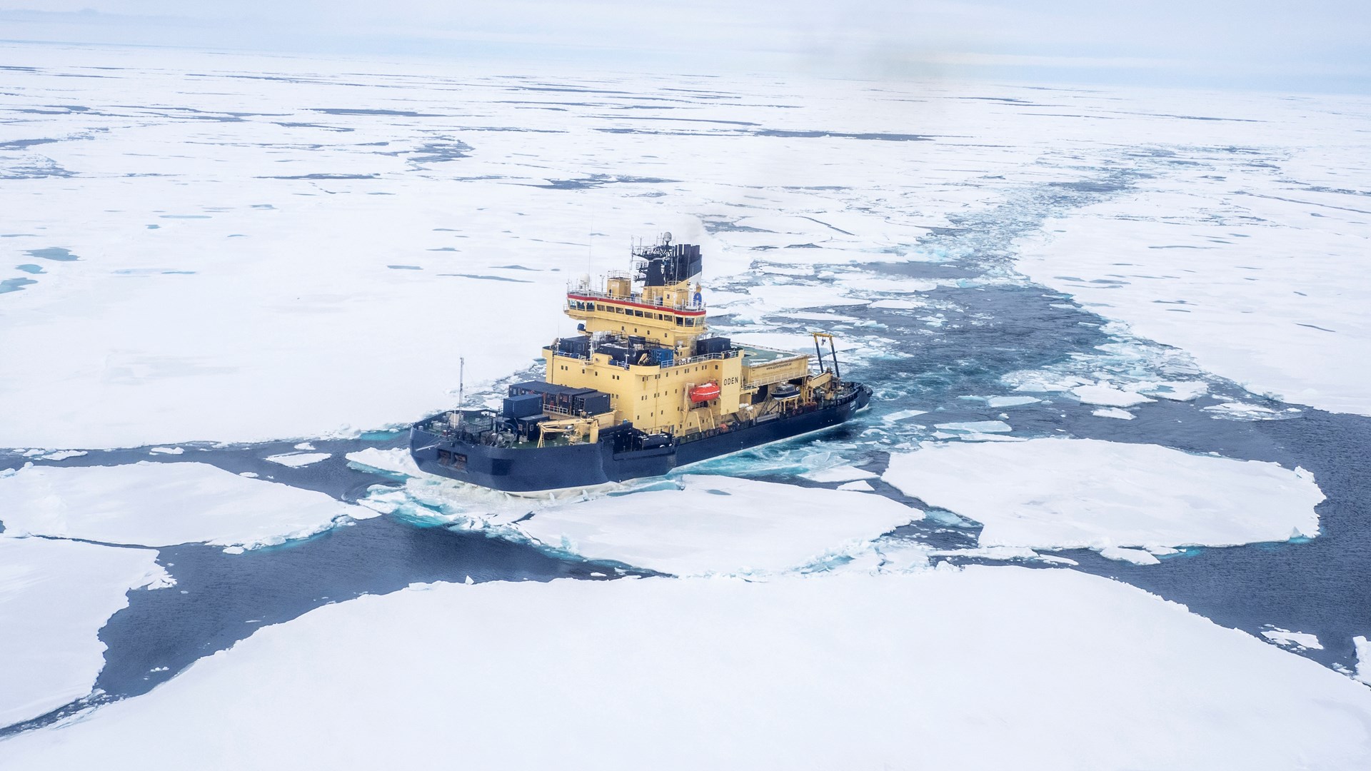 The icebreaker Oden in the Arctic Ocean during the SAS 2021 expedition. Photo: Maria Samuelsson.